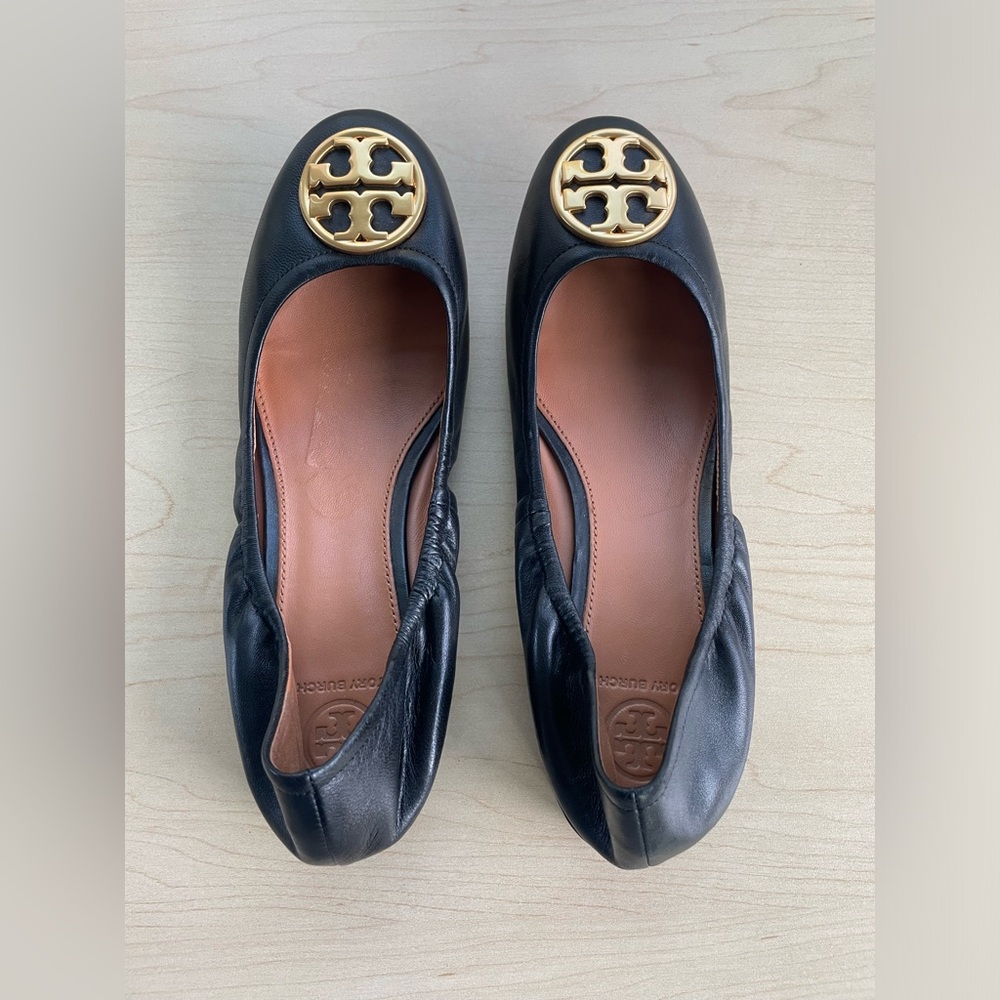 Tory Burch Benton 2 Ballet Scrunch Back Nappa Leather with heel - Picture 3 of 7